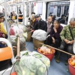 CHINA-CHONGQING-SUBWAY LINE-VENDORS (CN)
